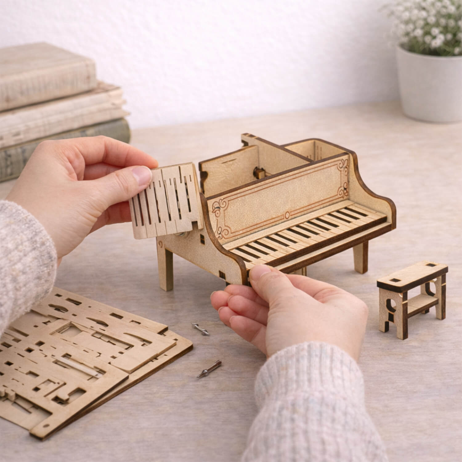 DIY Hand-Crank Wooden Piano Music Box product detail image 5