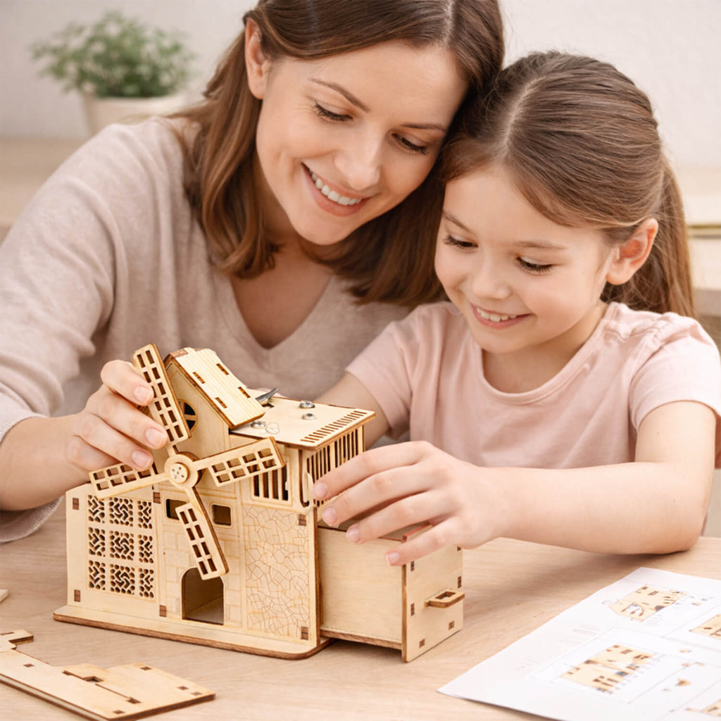DIY Hand-Cranked Wooden Music Box Pen Holder product detail image 5