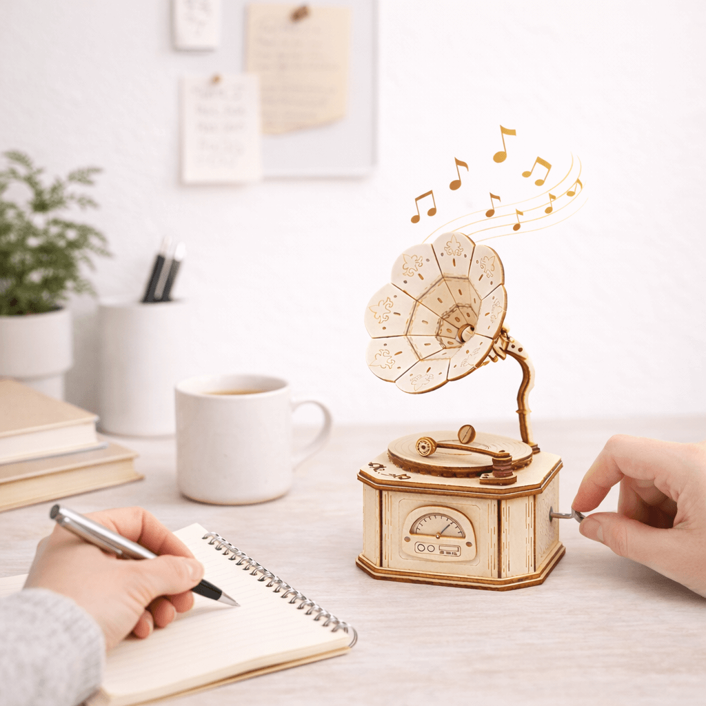 DIY Hand-Crank Wooden Gramophone Music Box product detail image 5