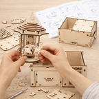 DIY Hand-Crank Wooden Carousel Music Box Pen Holder product detail image 5